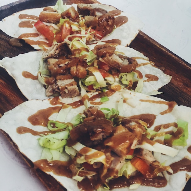 Photo close-up of food on table