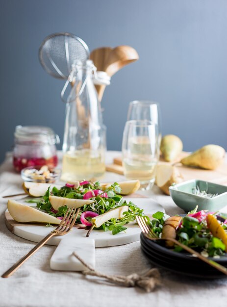 Foto prossimo piano del cibo sulla tavola