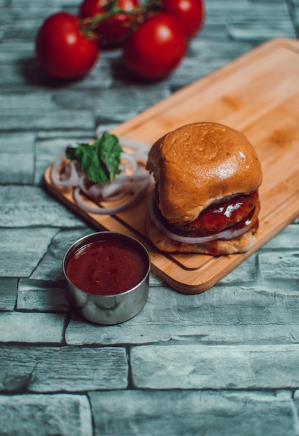 Foto prossimo piano del cibo sulla tavola