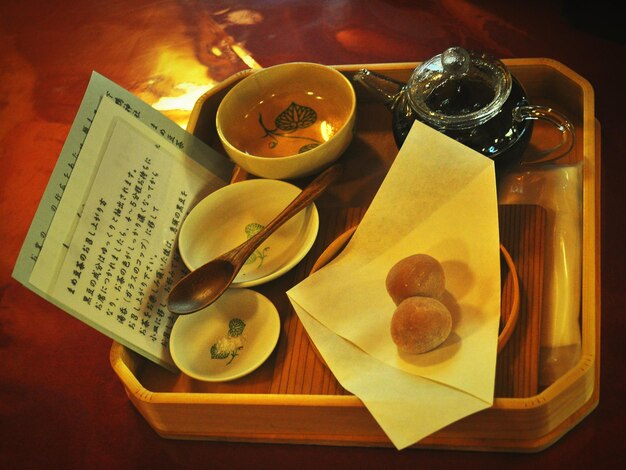 Photo close-up of food on table