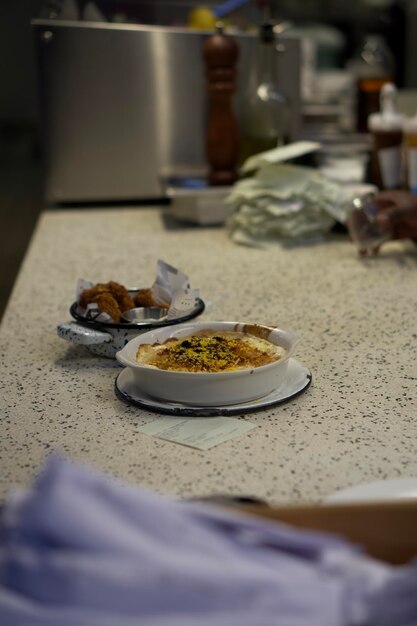 Photo close-up of food on table