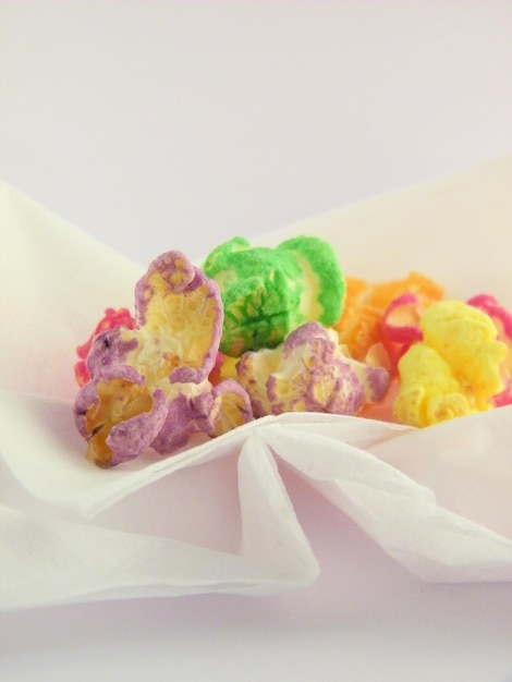 Photo close-up of food over white background