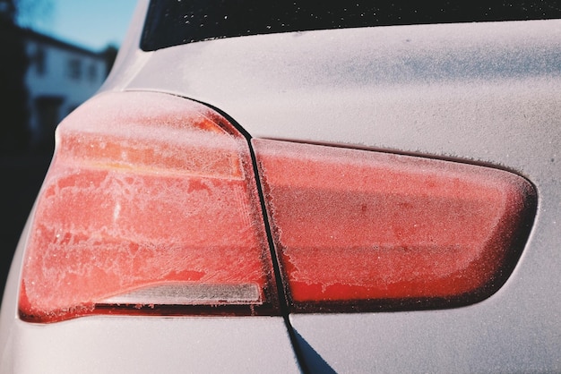 Photo close-up of frozen car