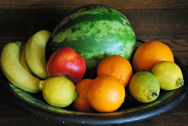 Foto close-up di frutta servita in tavola