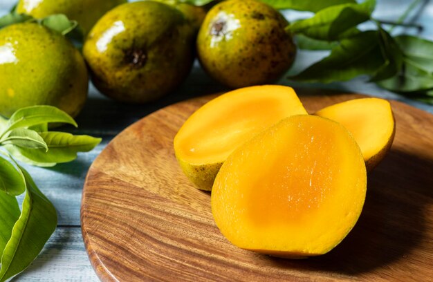 Photo close-up of fruits on table