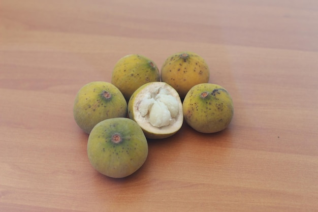 Foto close-up di frutta sulla tavola