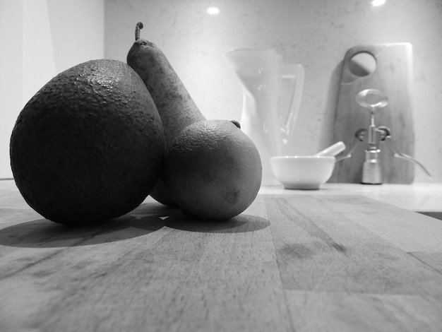 Photo close-up of fruits on table