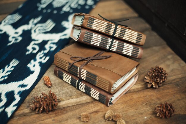 Photo close-up of gift box on table