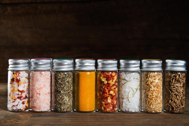 Photo close-up of glass jar on table