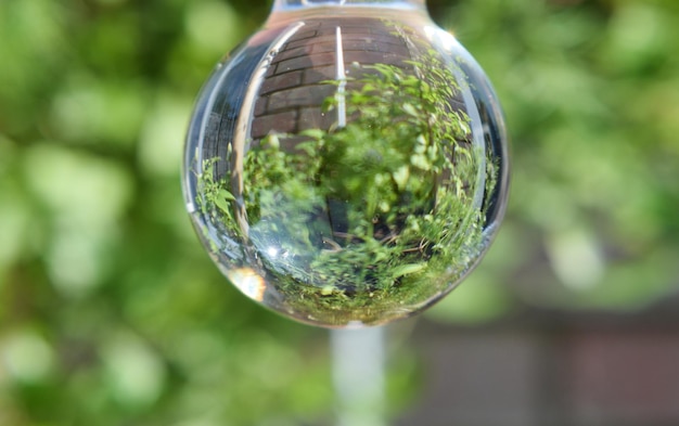 Foto prossimo piano della sfera di vetro