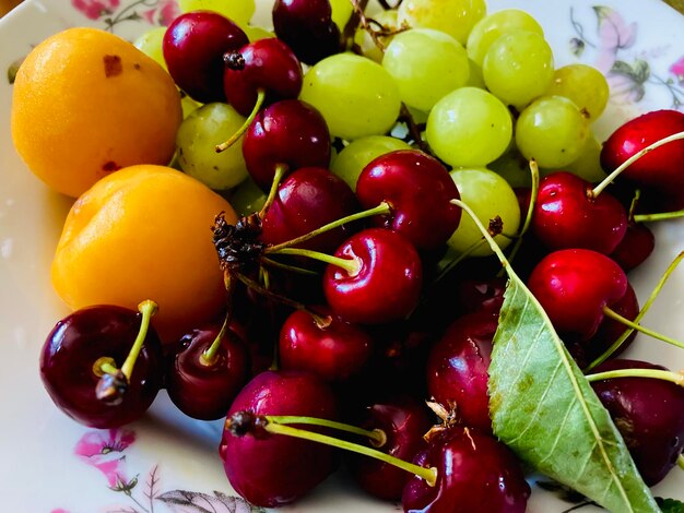 Close-up of grapes