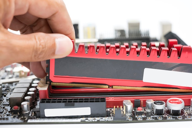 Foto prossimo piano delle mani al lavoro