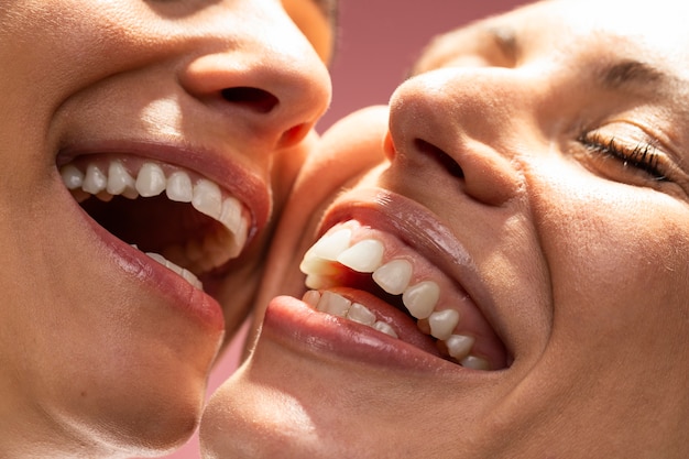 Photo close up happy women