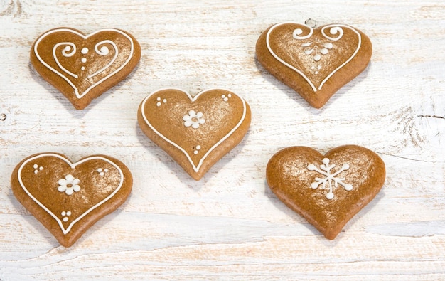 Photo close-up of heart shape cookies