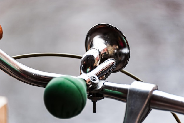 Photo close-up of horn on bicycle