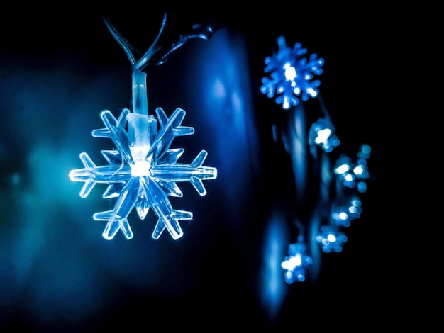 Photo close-up of illuminated christmas lights