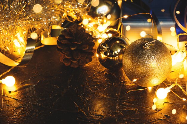 Photo close-up of illuminated christmas lights