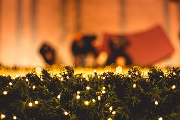 Photo close-up of illuminated christmas tree