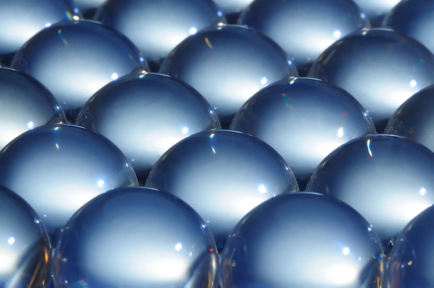 Photo close-up large transparent glass balls