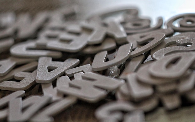 Photo close-up of letters on table