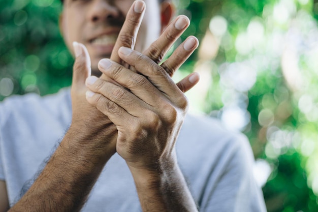 Photo close-up of man hand