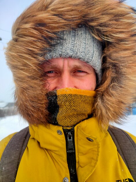 Photo close-up of man wearing mask