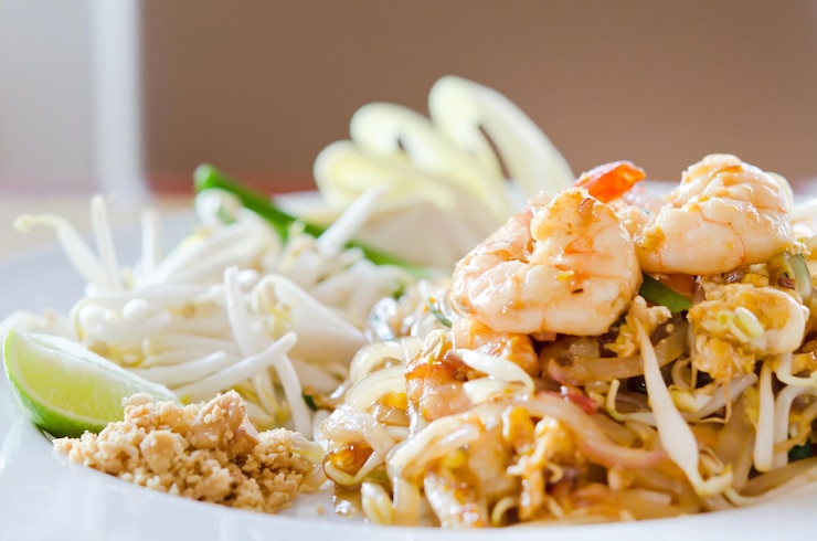 Photo close-up of meal served in plate