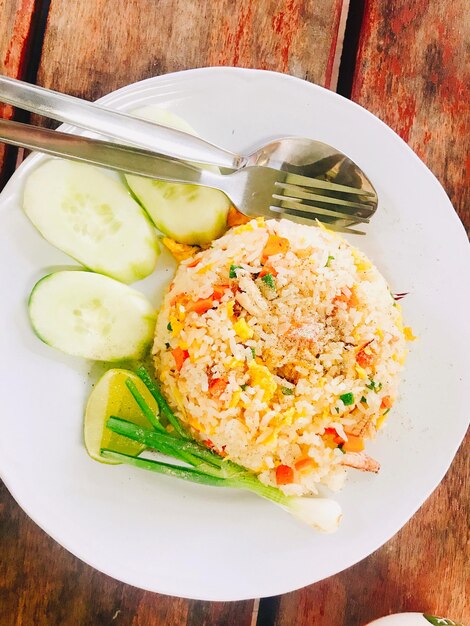 Photo close-up of meal served in plate