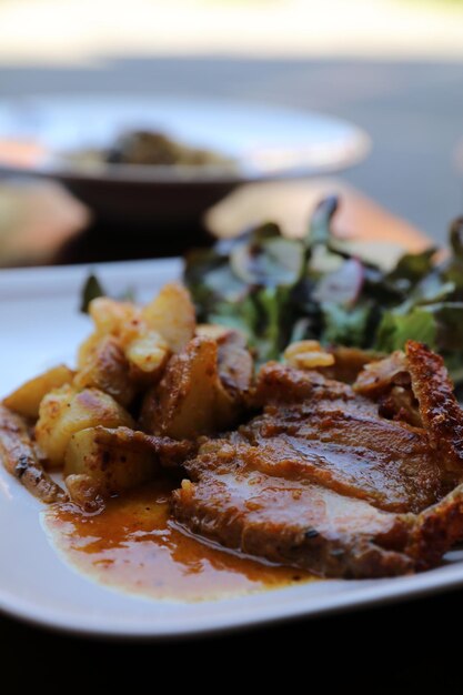 Photo close-up of meal served in plate