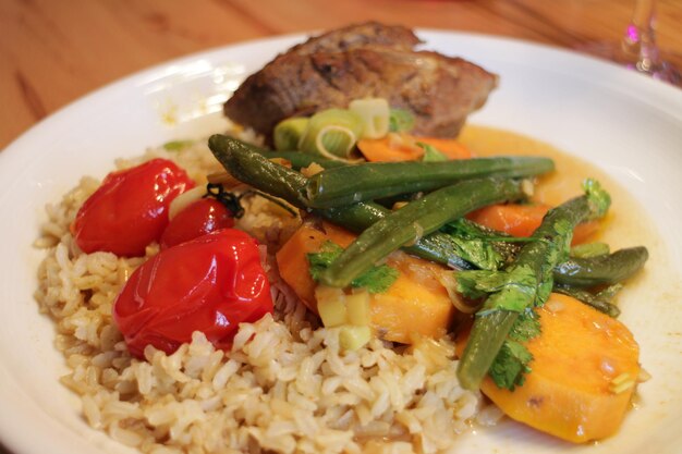 Photo close-up of meal served in plate