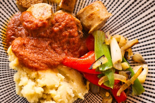 Photo close-up of meal served in plate