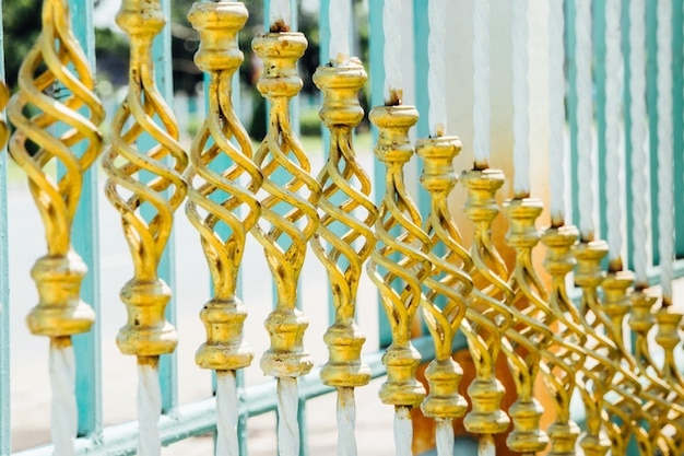 Photo close-up of metal fence