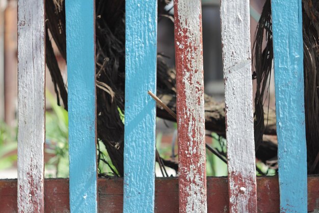 Photo close-up of metal fence