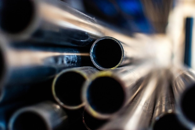 Photo close-up of metallic pipes