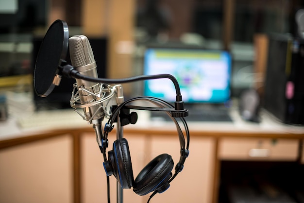 Photo close-up of microphone