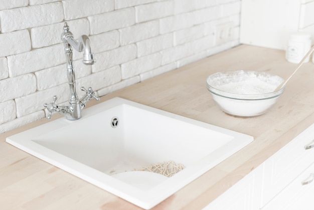 Photo close-up modern bathroom sink