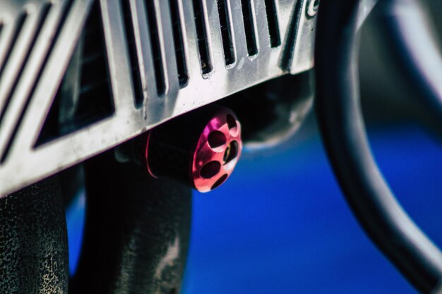 Photo close-up of motorcycle tire