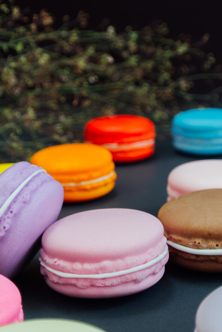 Photo close-up of multi colored candies on table