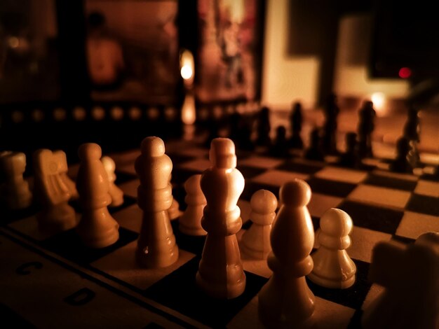 Фото Близкий план шахматных фигур