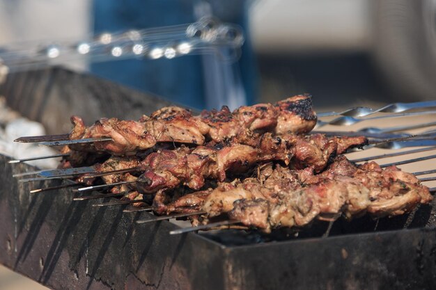 Фото Близкий план мяса на гриле