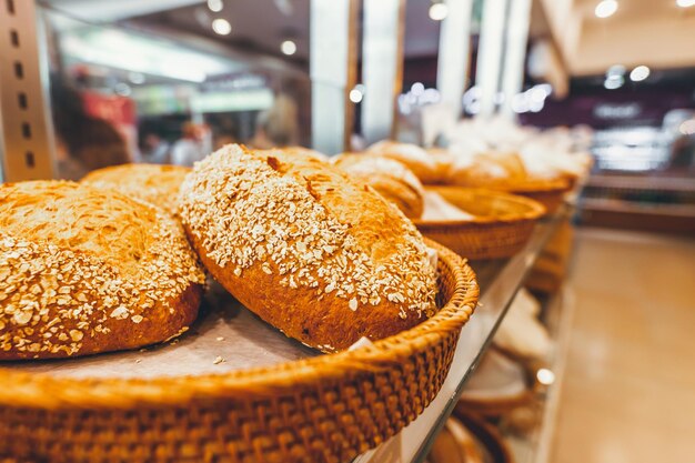 写真 店内の甘い食べ物のクローズアップ