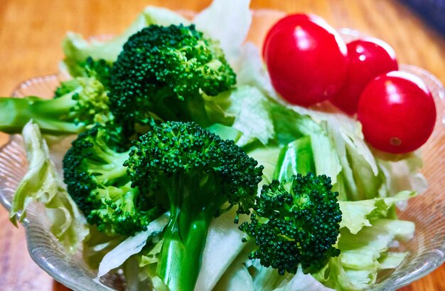 写真 テーブルの上の野菜のクローズアップ