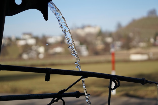 Фото Близкий план воды на фоне неба