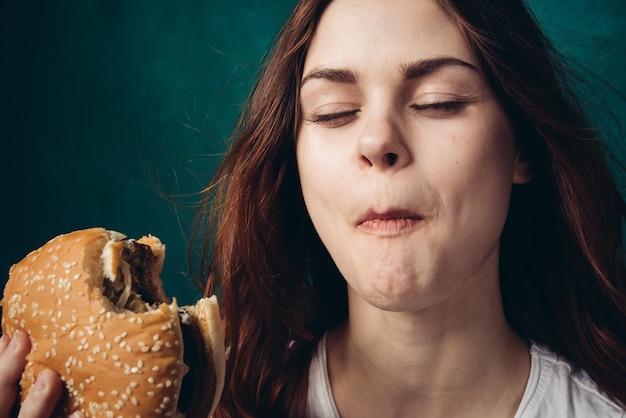 写真 女性のクローズアップ