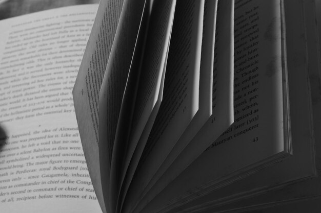 Foto close-up di un libro aperto