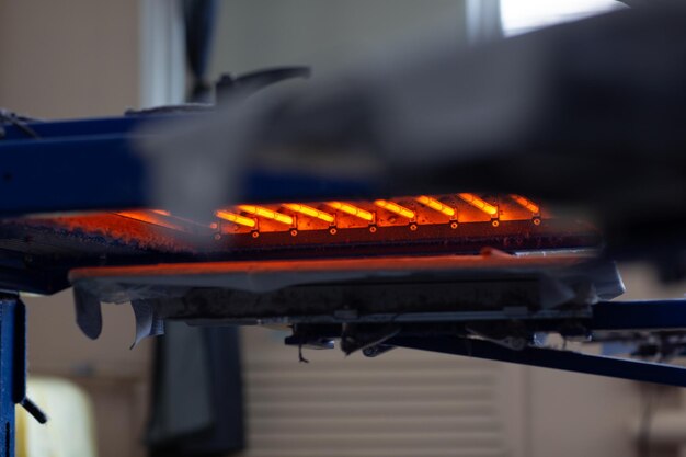 Photo close-up of orange on barbecue grill