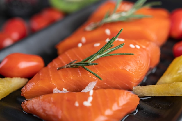 Foto prossimo piano di un pesce arancione