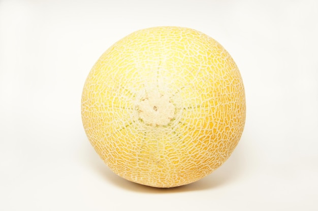 Photo close-up of oranges against white background