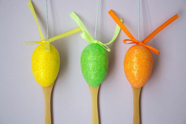 Photo close-up of oranges against white background