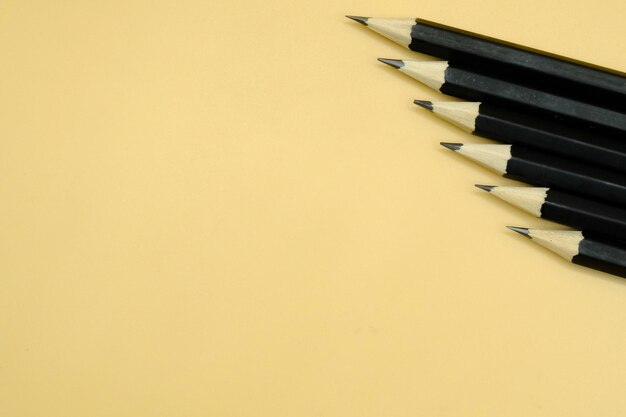 Photo close-up of pen on table